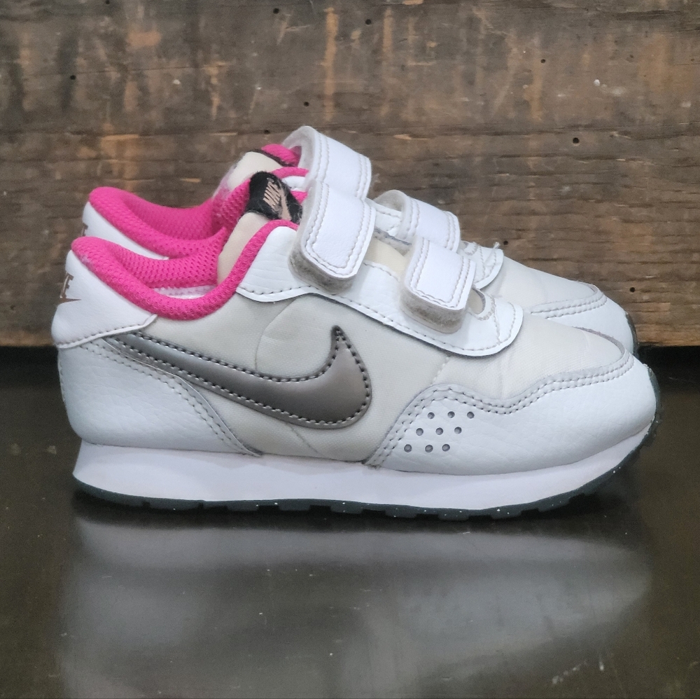 Nike MD Valiant 'Metallic Pewter/Summit White (US 7C) - Picture 2 of 12